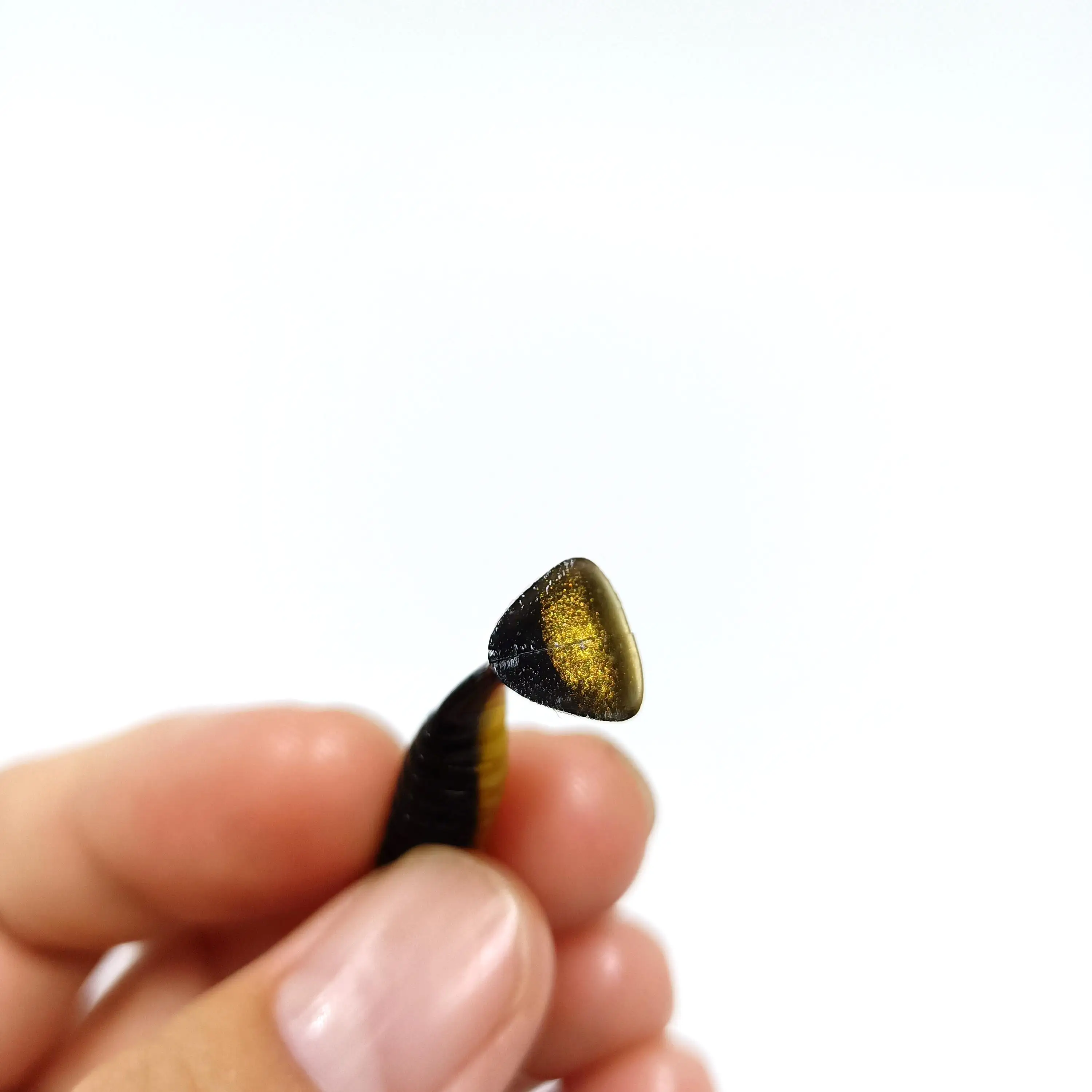 DUODUOYU 30 Uds Mini Señuelos de Pesca blandos 30mm/0,6g pequeño señuelo de gusano con cola en T cebo Artificial de silicona aparejos de pesca de Lucio - imagen 4