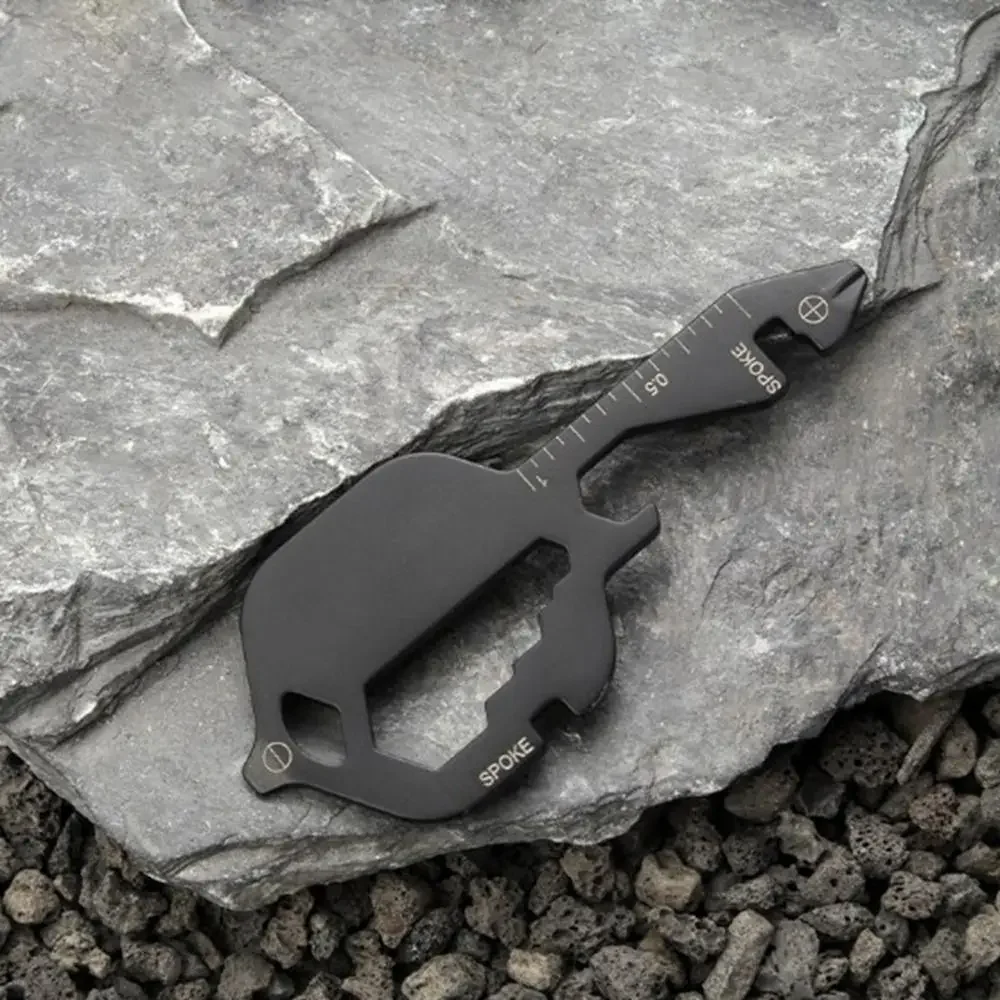 Nuevo abridor de botellas de tarjetas de acero inoxidable, herramienta pequeña multifuncional, hebilla de montañismo, llavero portátil para acampar al aire libre - imagen 4