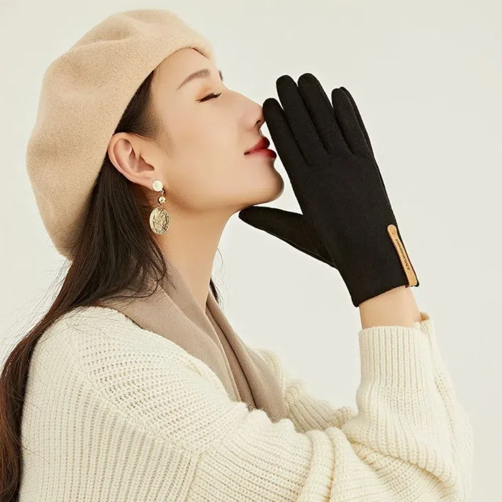 Guantes de Cachemira a la moda para mantener el calor, guantes de invierno con marca de letras a prueba de viento, guantes gruesos con pantalla táctil para mujer, guantes de invierno - imagen 3