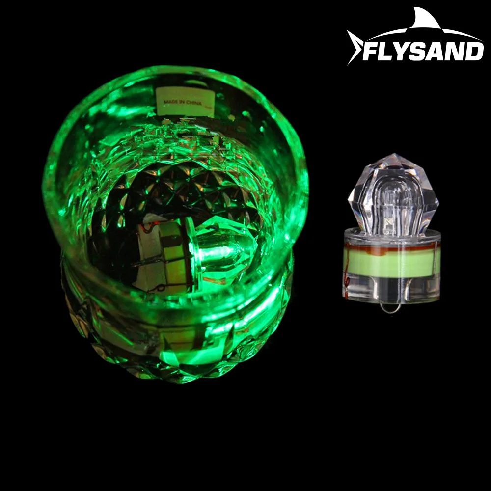 Lámpara subacuática FLYSAND en acción