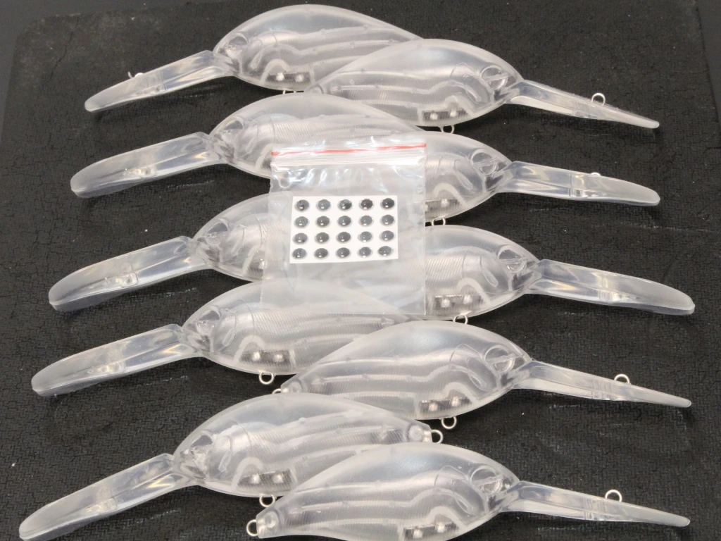 Set de señuelos crankbait para pintar y usar en pesca marina