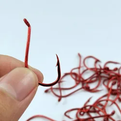 Anzuelo de pesca rojo con púas: acero al carbono, boca curva