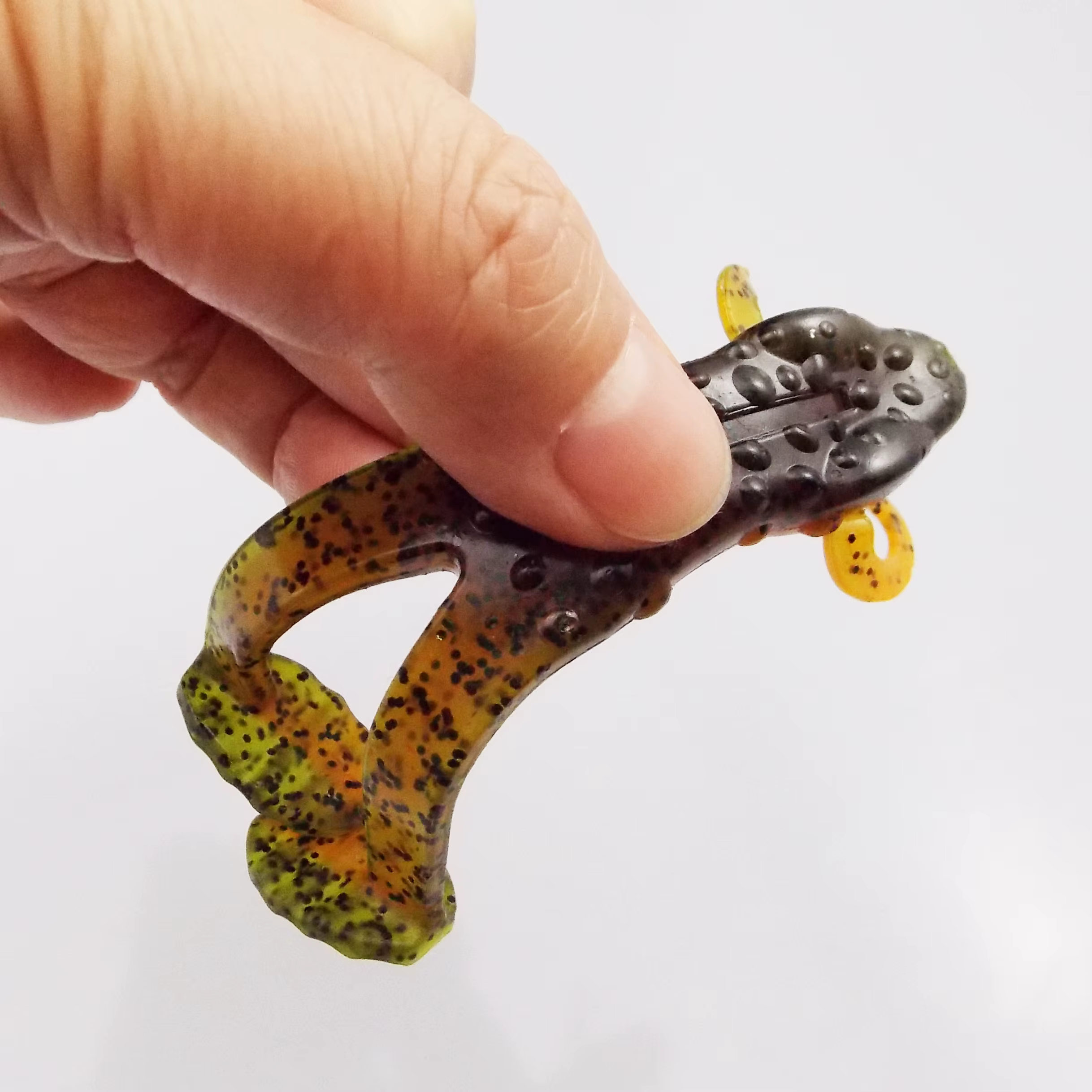 ESFISHING Bog Frog 80mm – Swimbait para trucha - imagen 3