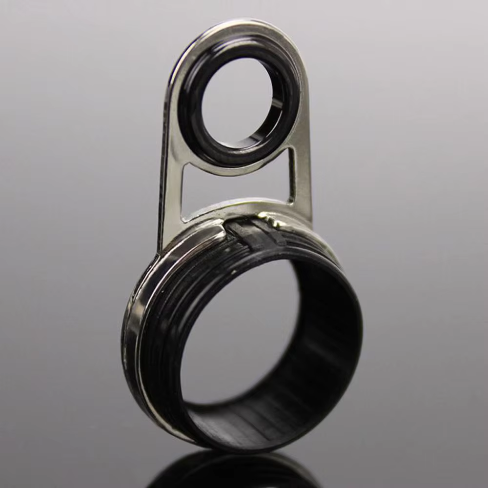 Anillos guía instalados en caña de pescar
