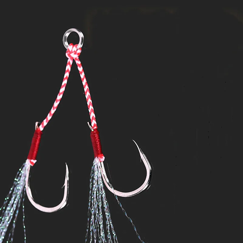 Detalle del diseño con plumas