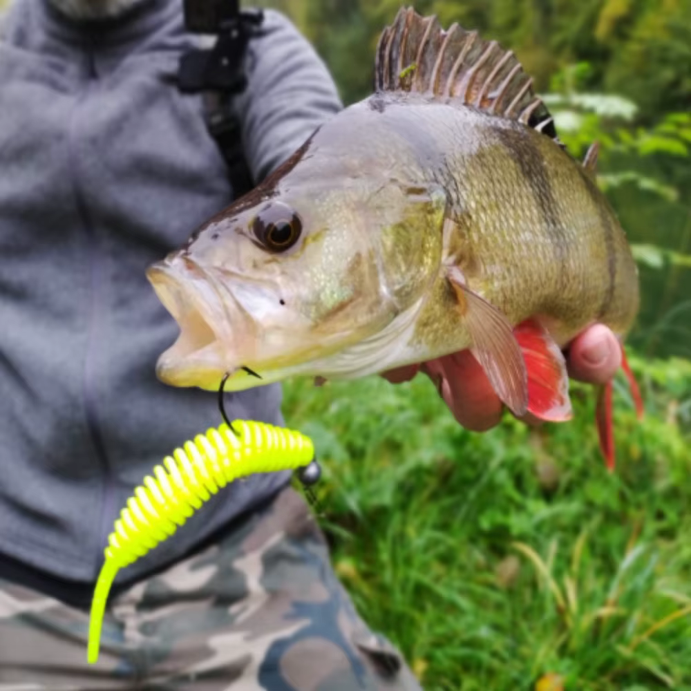 Kesfishing Cebo vinilo 38mm para pesca en hielo - imagen 3