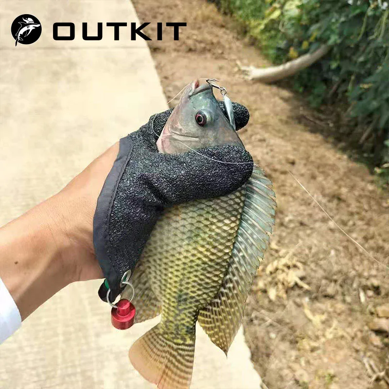 Guantes de pesca de látex antideslizantes en uso