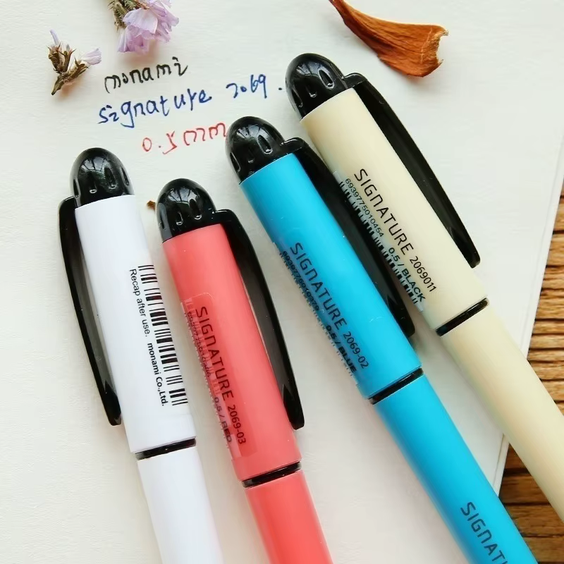 Juego de 5 bolígrafos pastel kawaii mostrando colores suaves