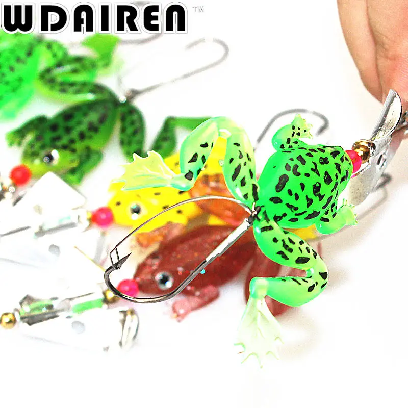 Señuelo de rana en cuatro colores disponibles