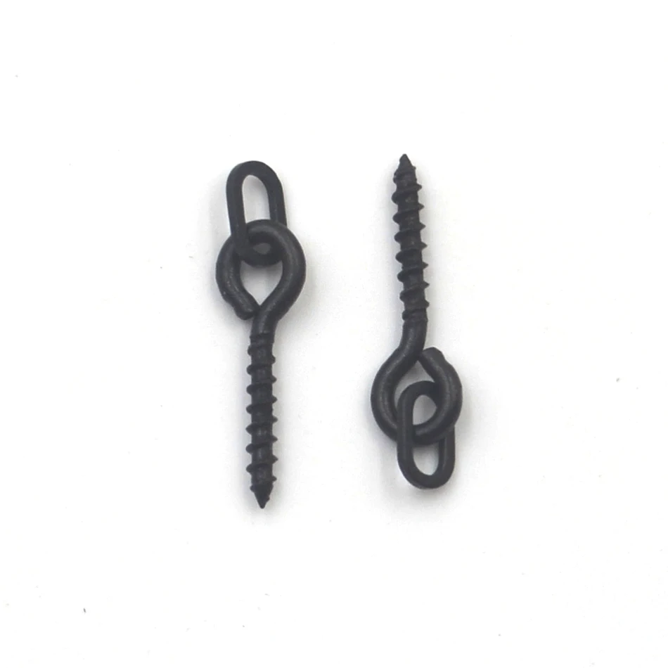 Tornillo de cebo negro mate en detalle