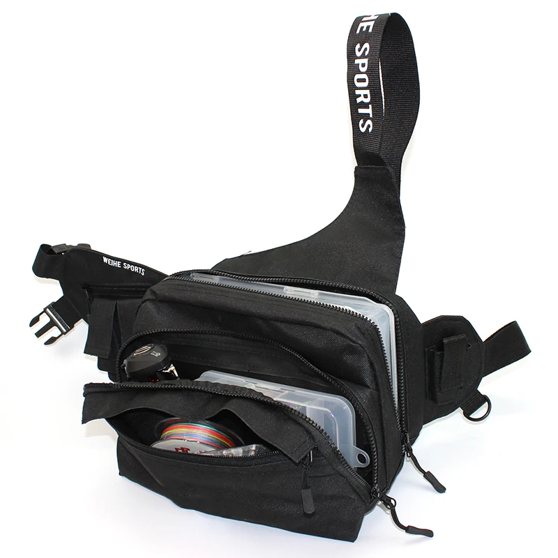 Interior con compartimentos para equipo de pesca