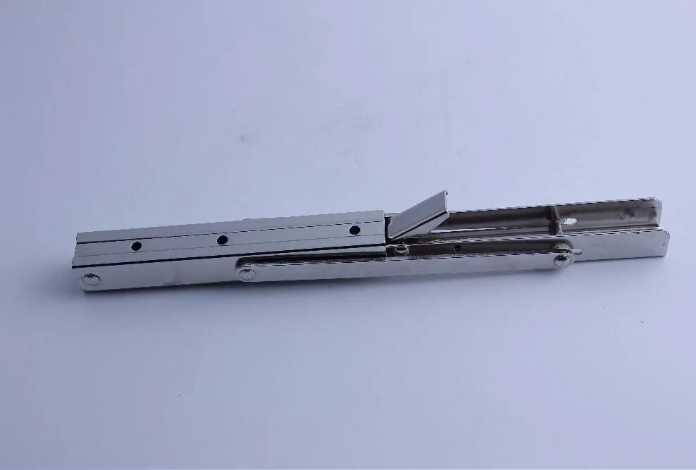 Soporte plegado contra la pared