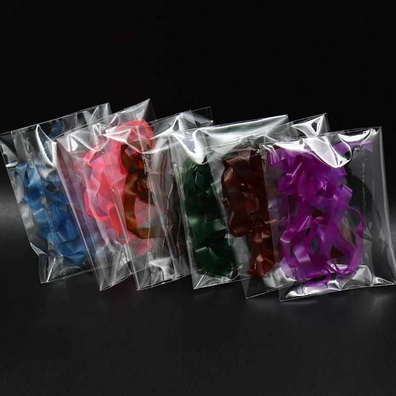 Paquete de tiras elásticas organizadas por color