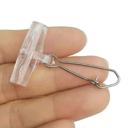 Conector giratorio plomado con gancho deslizante para agua salada