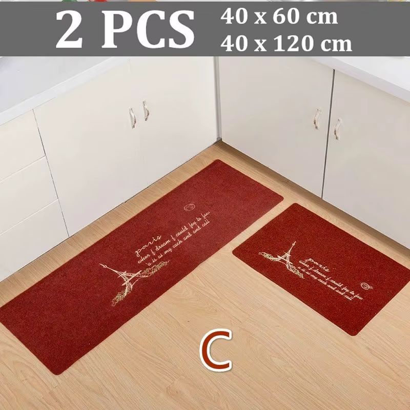 Vista de las alfombras en el suelo de la cocina