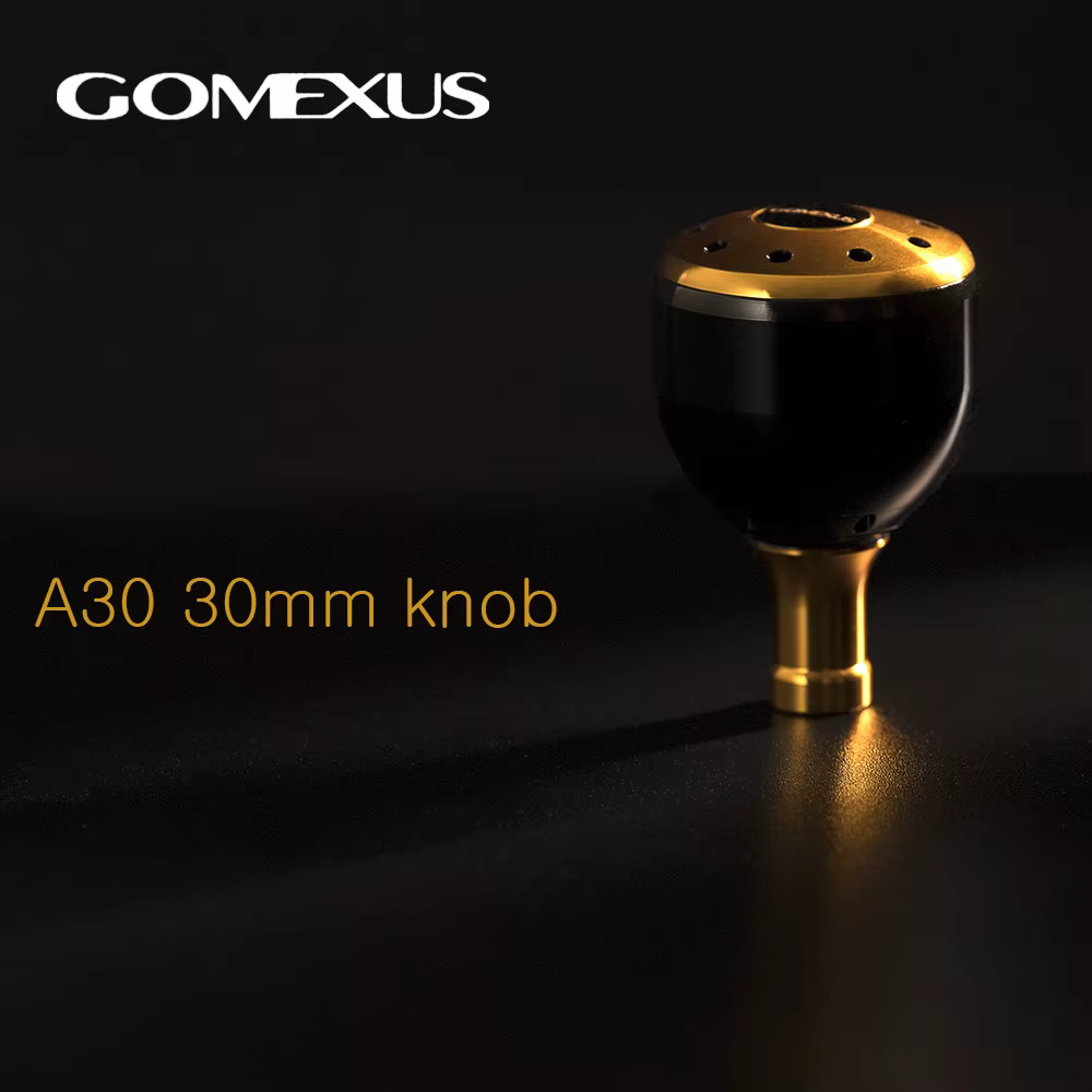 Detalle de la perilla Gomexus sobre un carrete Shimano Stradic