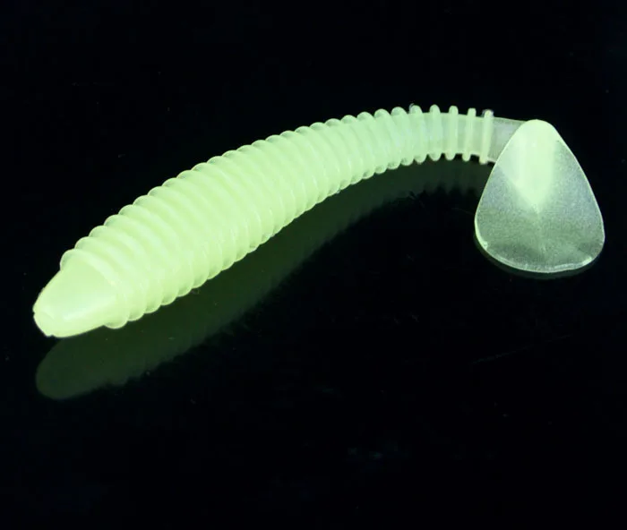 Señuelo WLDSLURE 10 cm en acción
