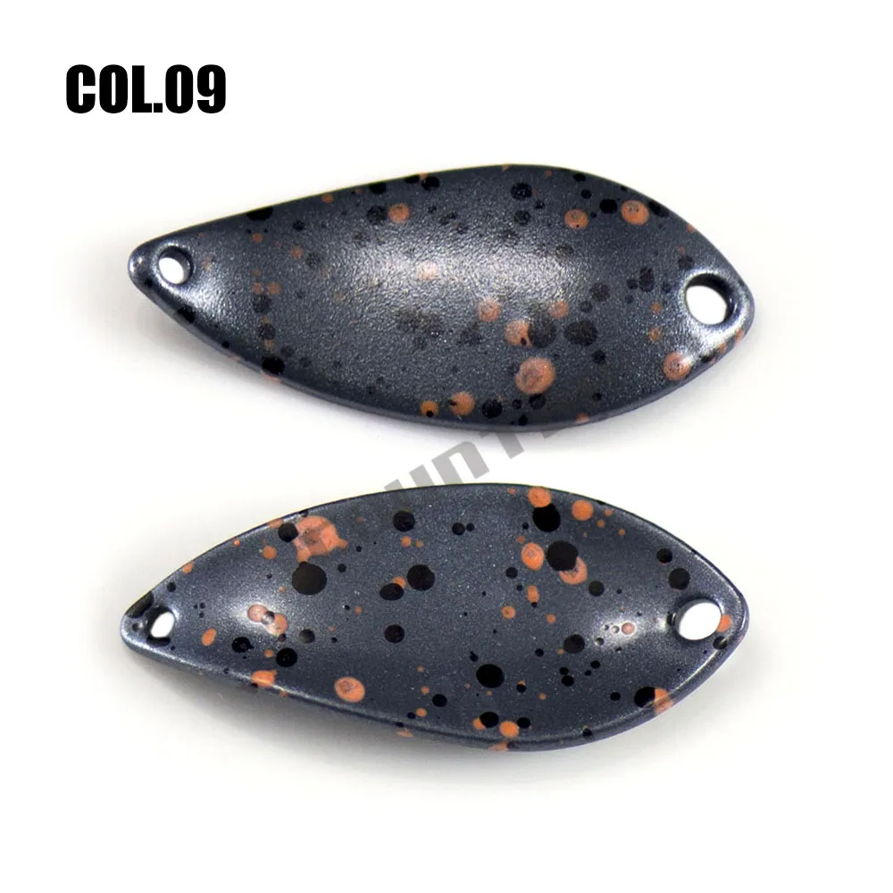 COUNTBASS Cucharilla de latón para lucio y trucha con anzuelo coreano
