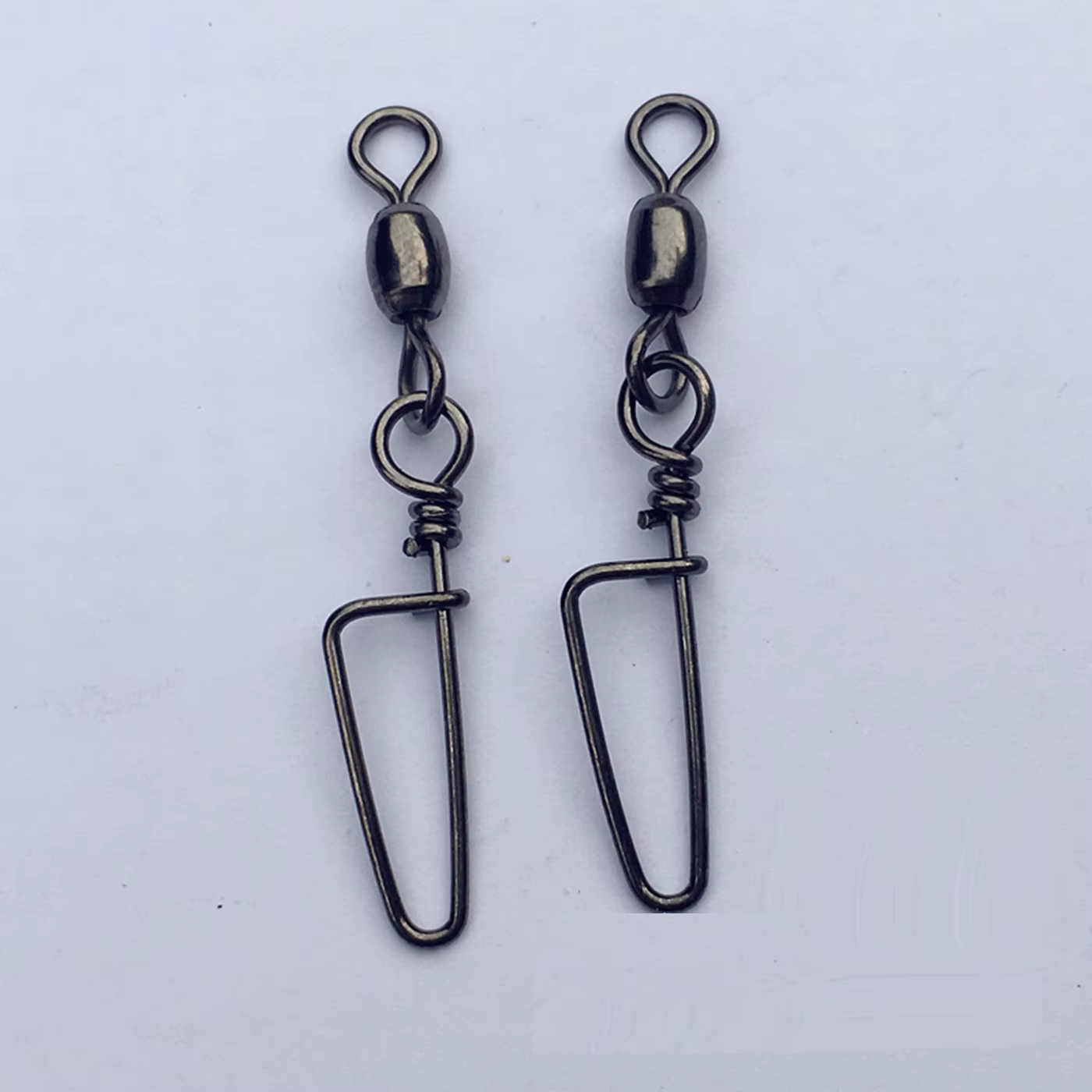 Pin conector giratorio curvo con anzuelo a presión para pesca