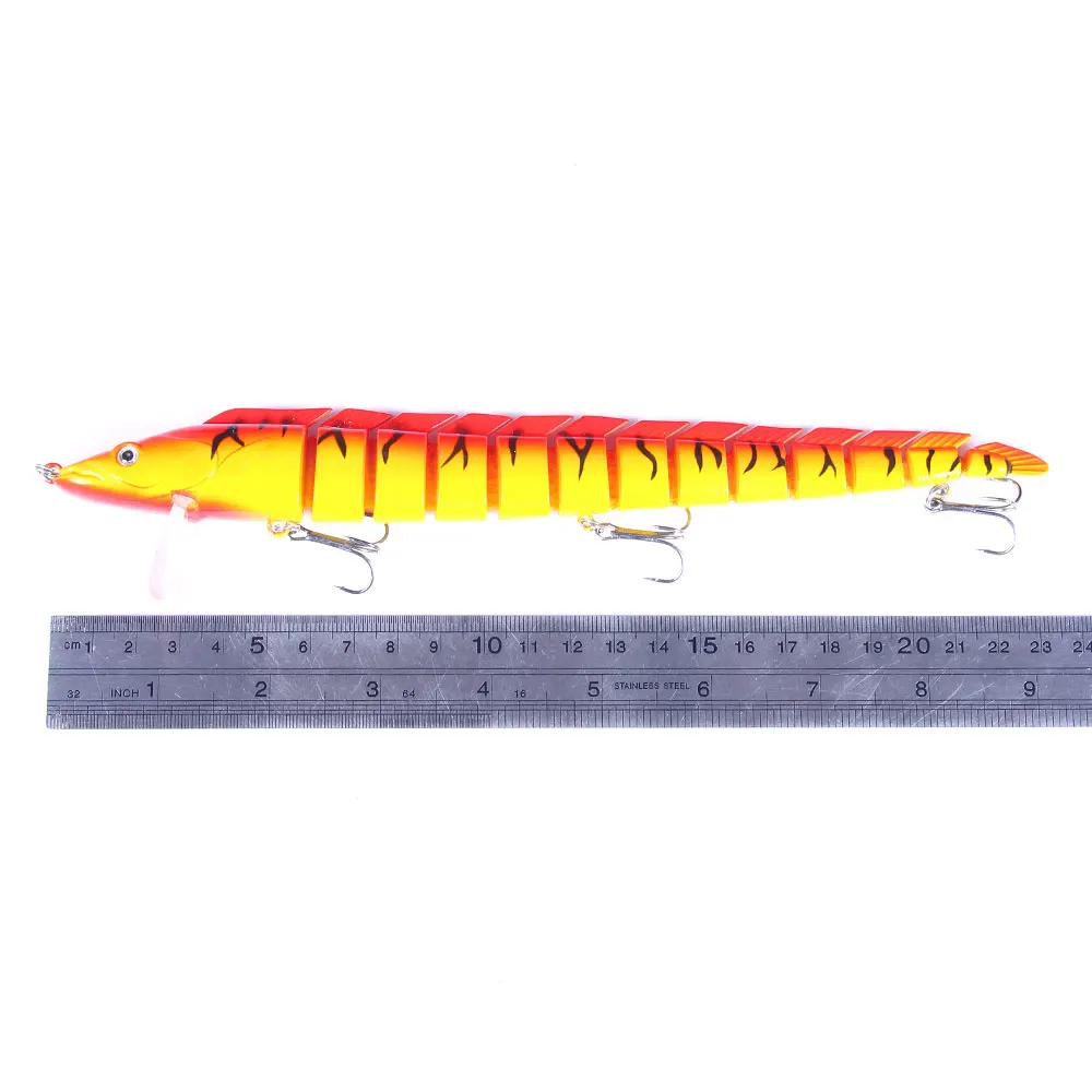 Cebo swimbait en acción mostrando su movimiento articulado bajo el agua