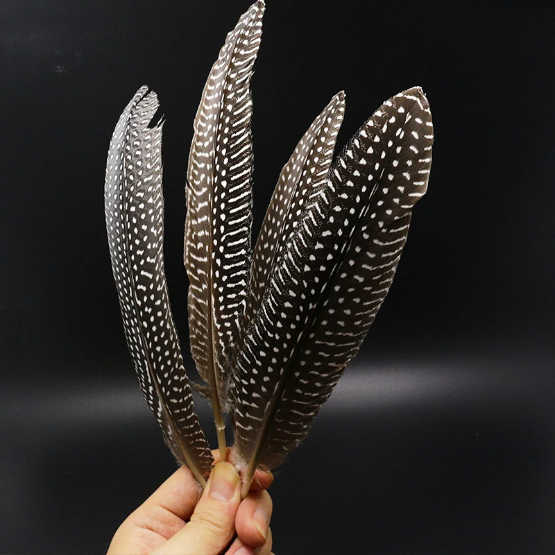 Aplicaciones de las plumas en montaje de moscas