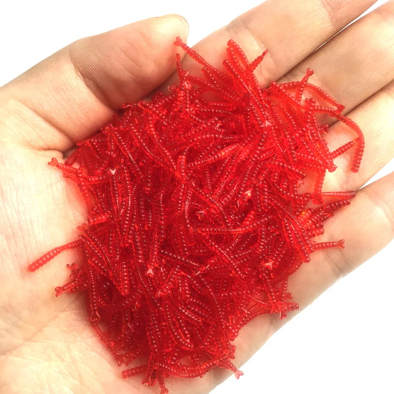 Gusano rojo de cebo suave realista