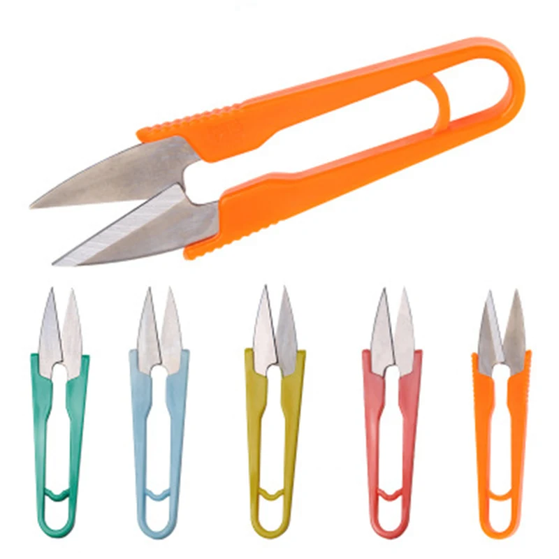 Tijeras plegadas en funda