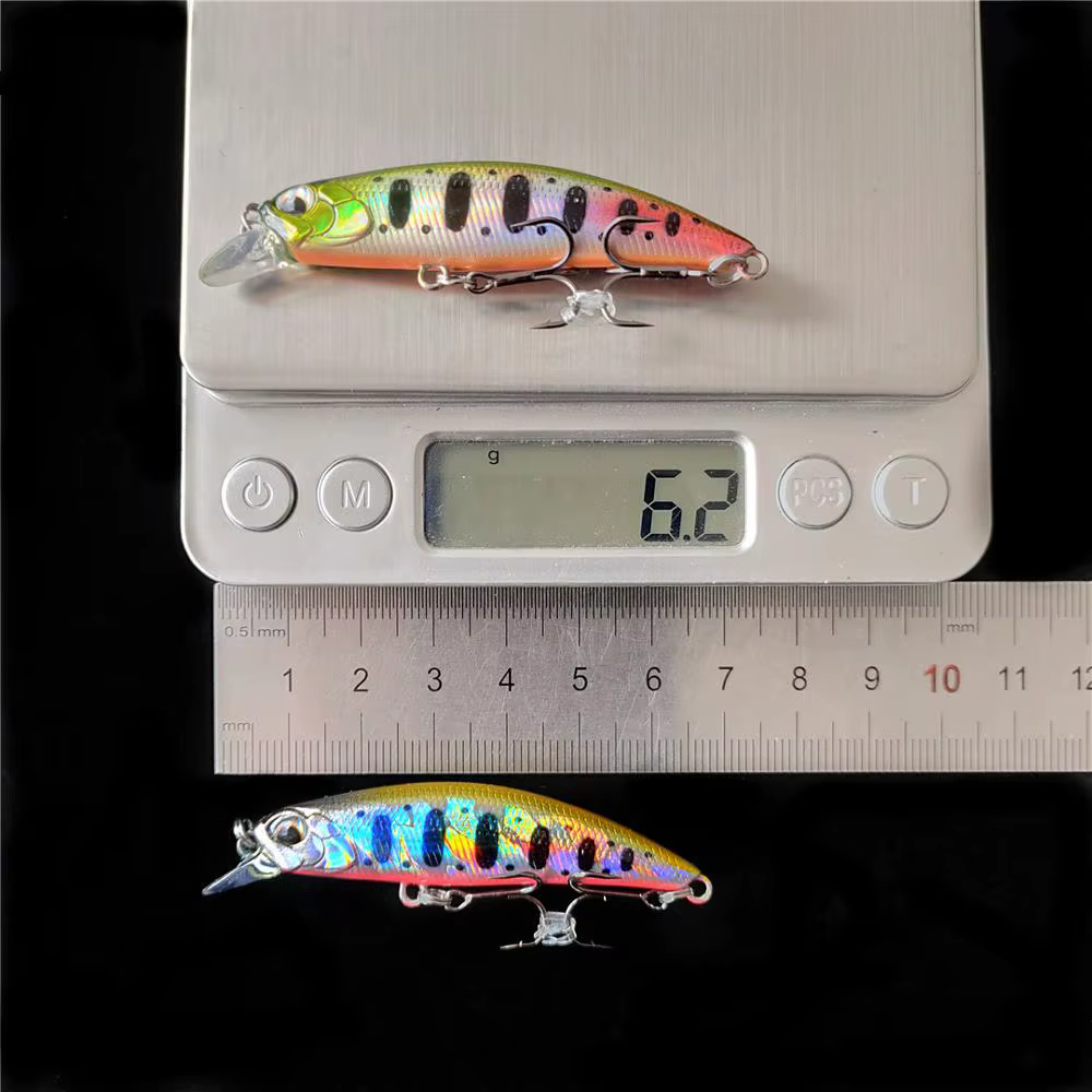 Crankbait Tsurinoya 6cm 6g – Para lubina y lucio - imagen 2