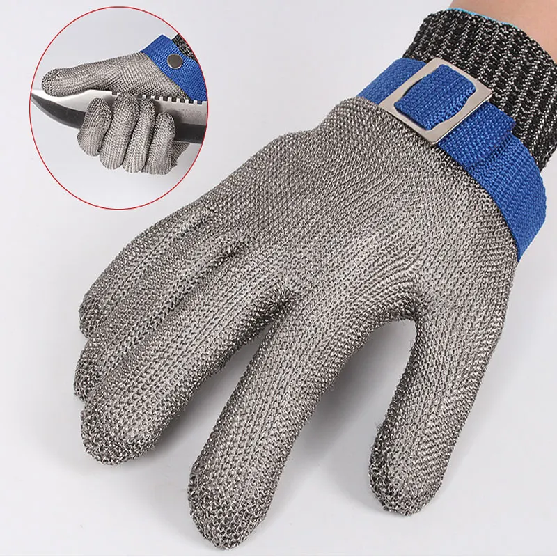 Guantes en uso para trabajo de pesca