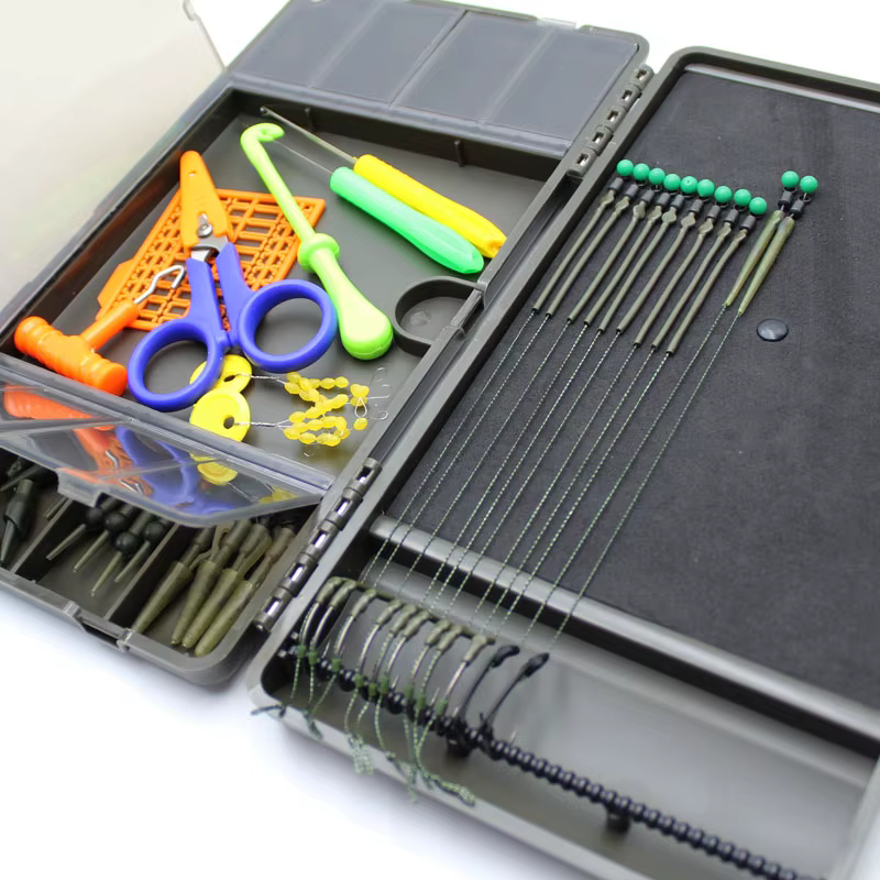 Kit Aparejos Carpa Ronnie Rig y Zig – Clip de plomo, alineador y estuche