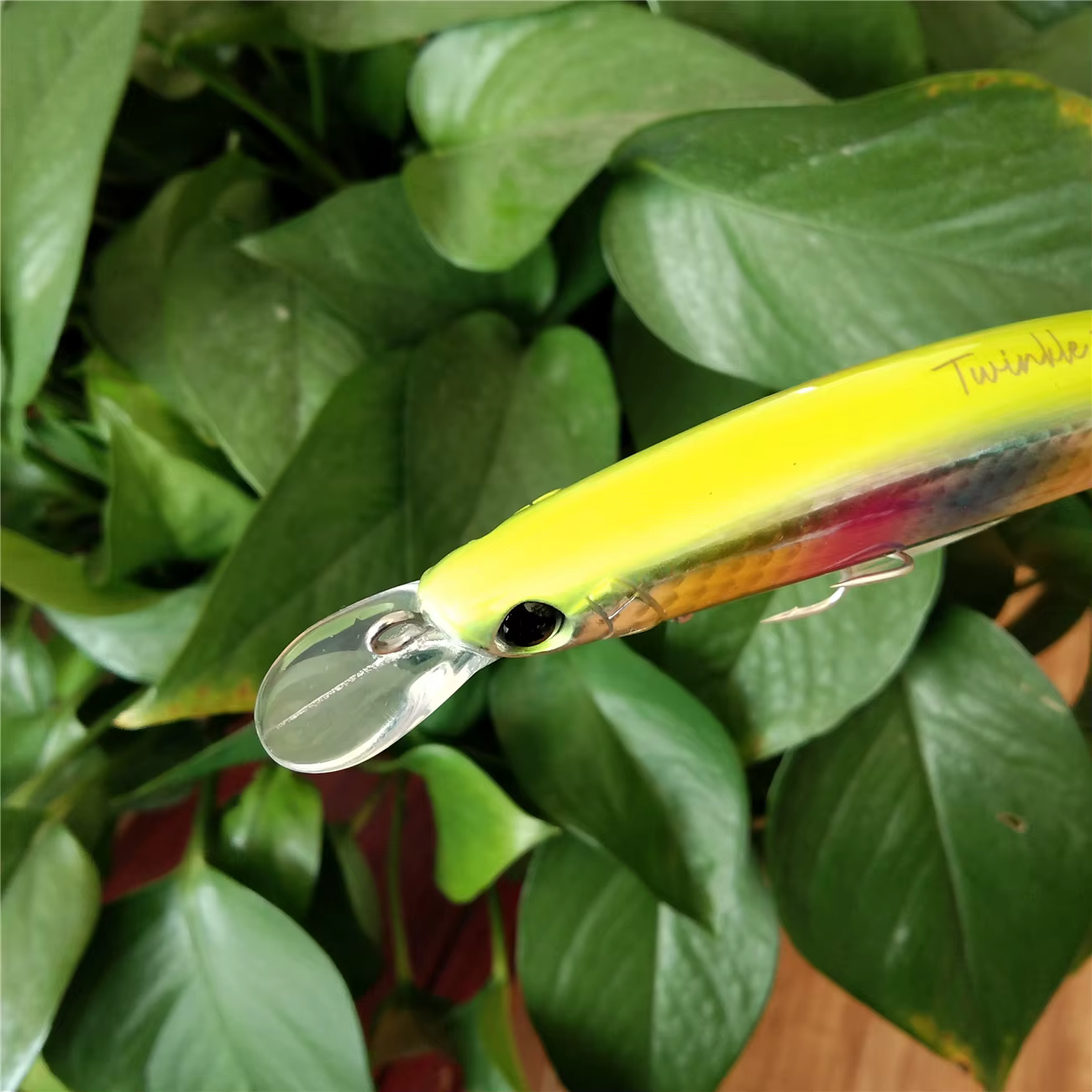 TSURINOYA DW111 Minnow – Señuelo flotante agua salada - imagen 5