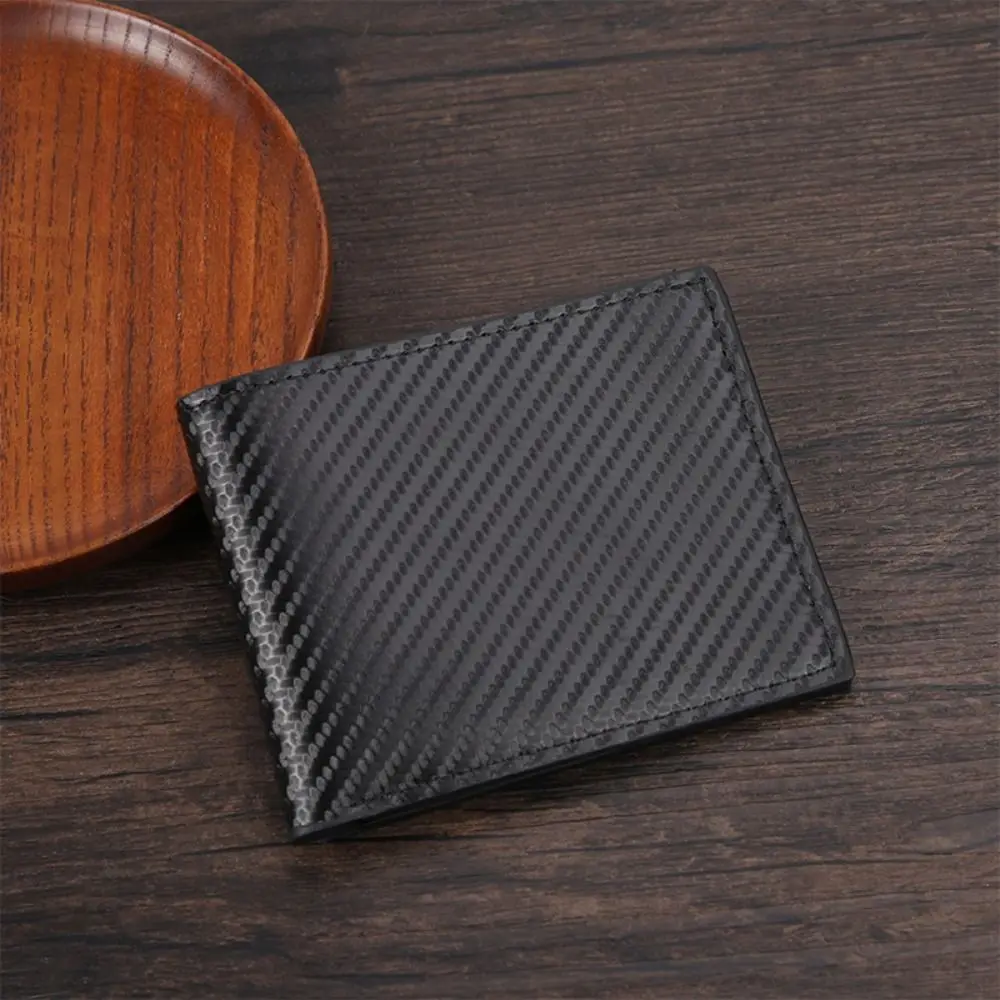 Cartera corta de cuero PU negra con fibra de carbono y doble pliegue - imagen 4