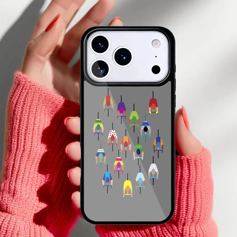 Funda ajustándose al marco del iPhone