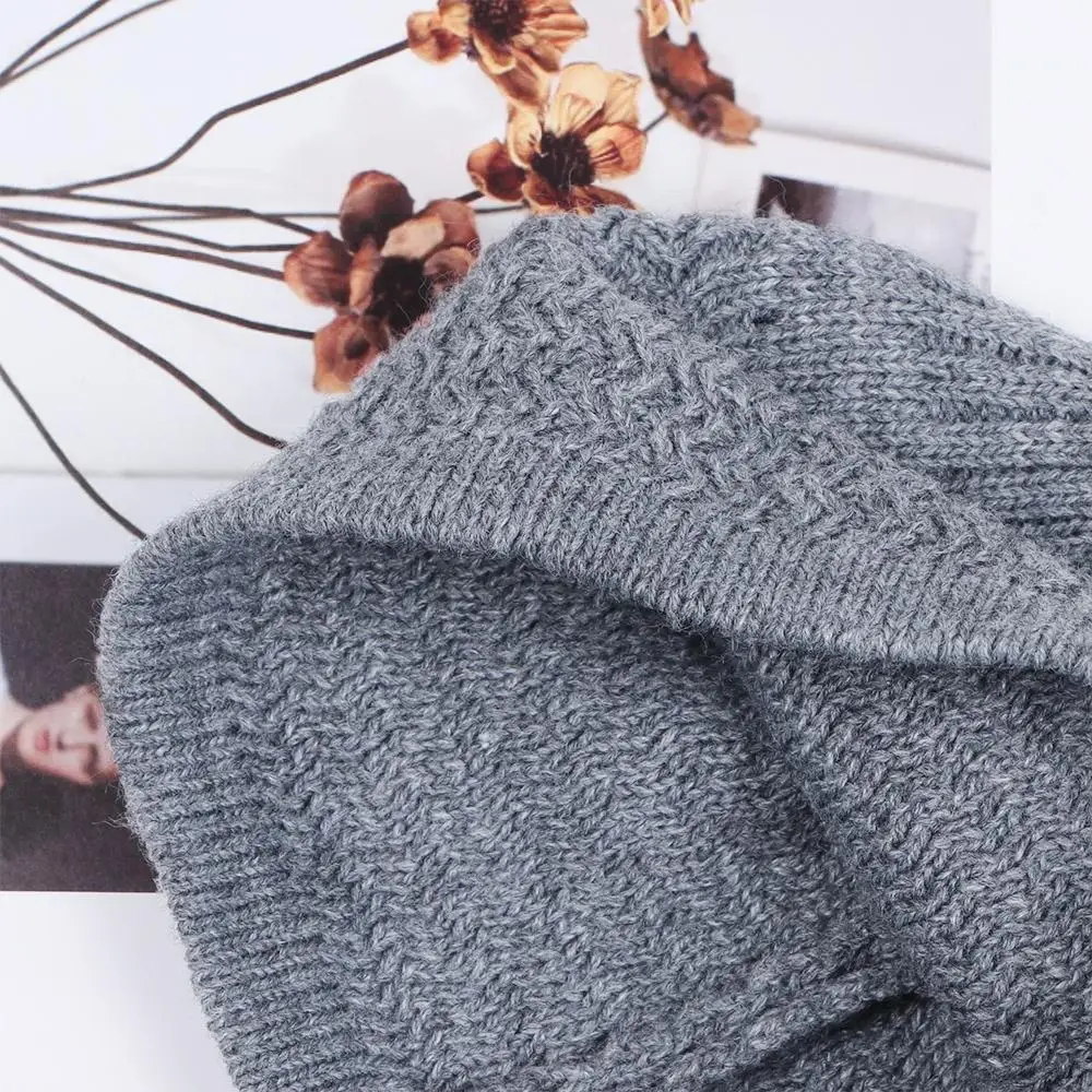 Gorro puesto en contexto de uso