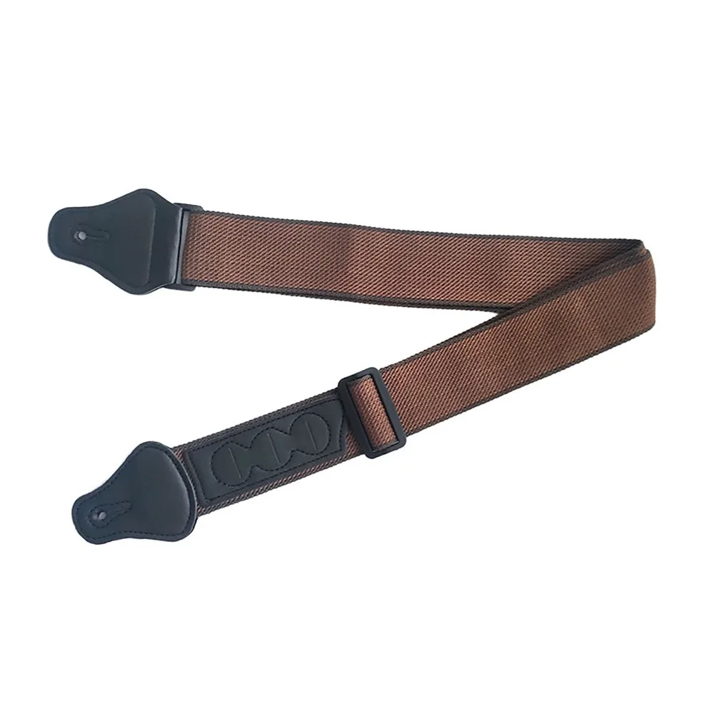 Correas en juego, color marrón y estilo clásico