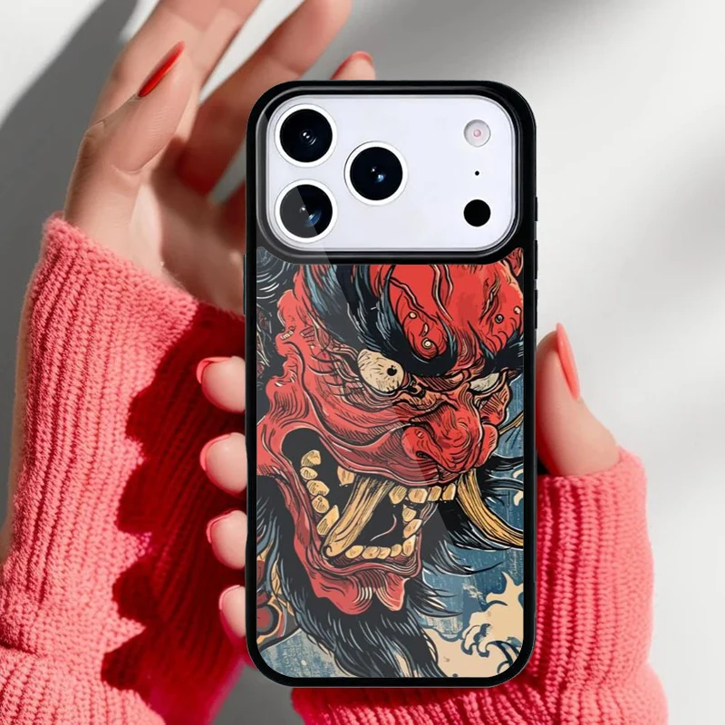 Funda con diseño Oni Hannya para iPhone