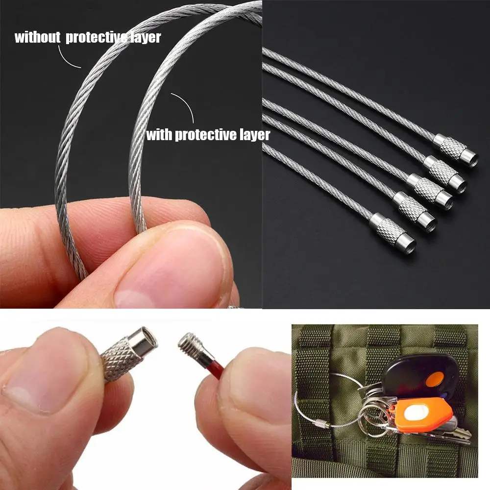 Uso del llavero de cable con llaves y herramientas EDC