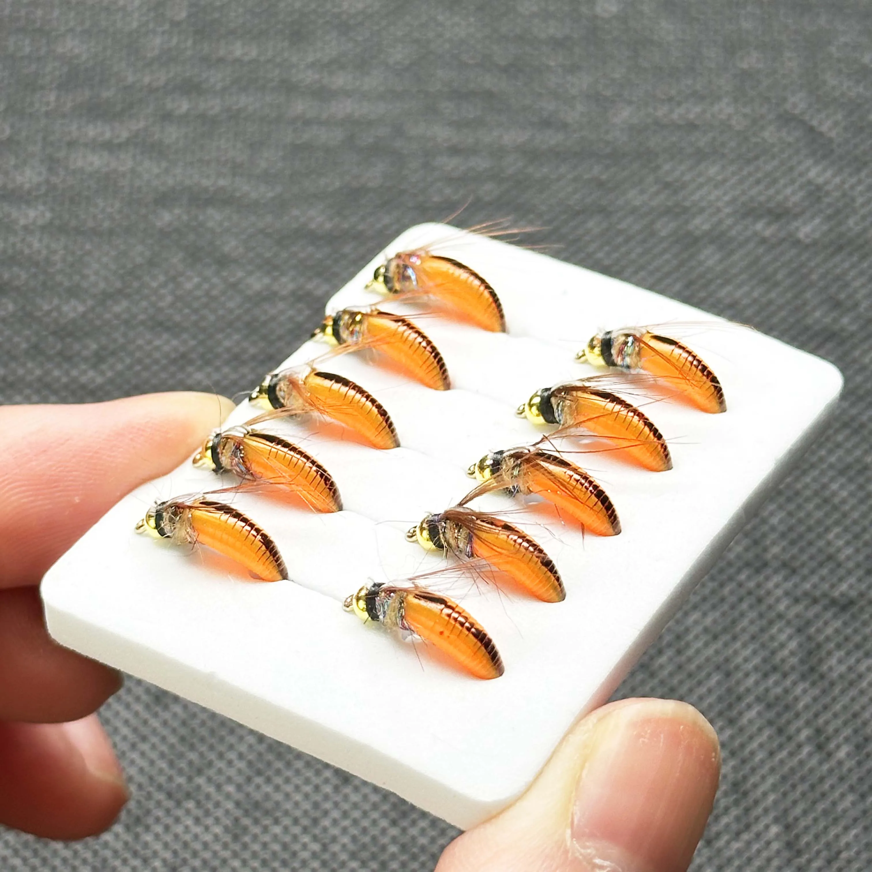 Cebo mosca húmeda con cabeza de latón para lubina y trucha Caddis - imagen 2