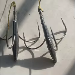 Anzuelos Triples Antienganche para Peces Gigantes – Punta Extra Afilada