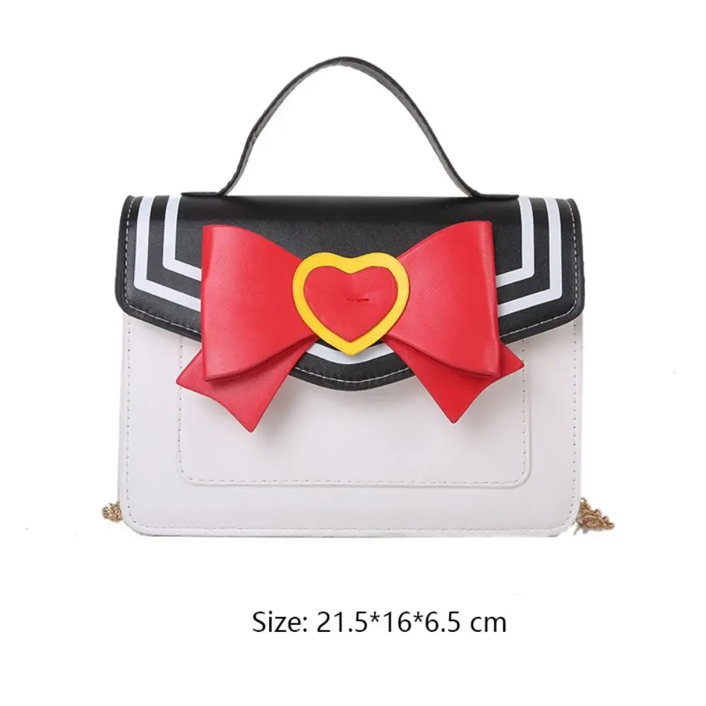 Bolso bandolera kawaii con cadena y diseño de hombro