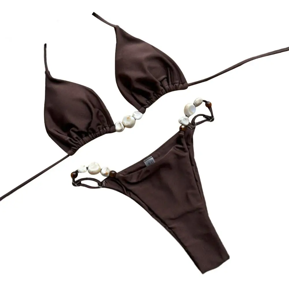 Vista trasera del conjunto de bikini