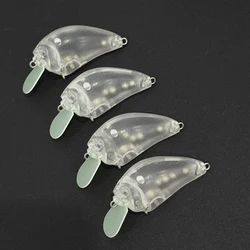 Señuelos crankbaits topwater con cascabel para lubina y lucio