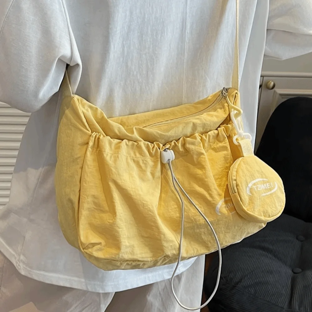 Bolso tote de lona nailon con cordón y bandolera grande para mujer - imagen 5