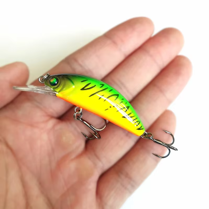 OUTKIT Minnow Flotante – Cebo para lubina, perca y trucha - imagen 3