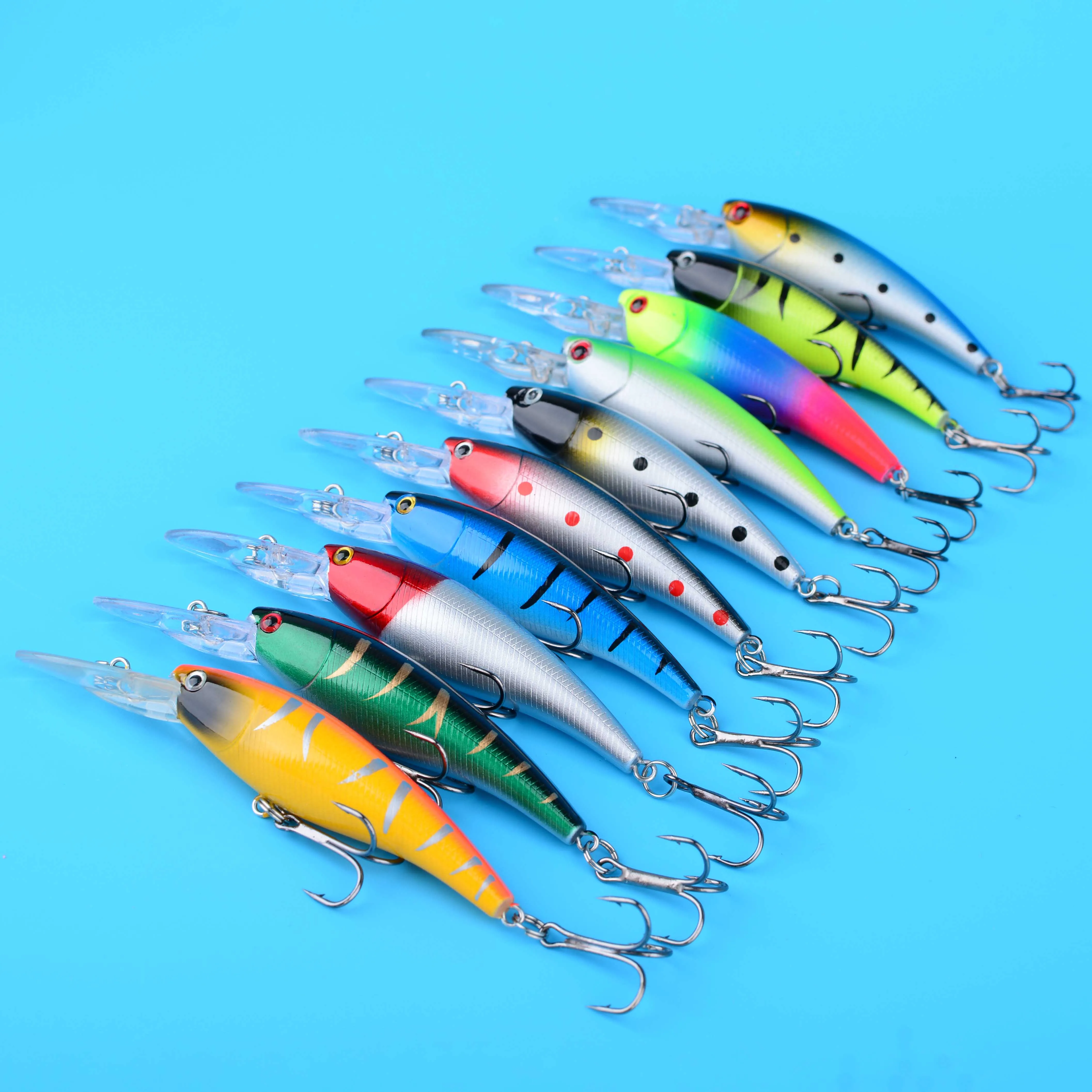 Señuelos tipo minnow de plástico duro