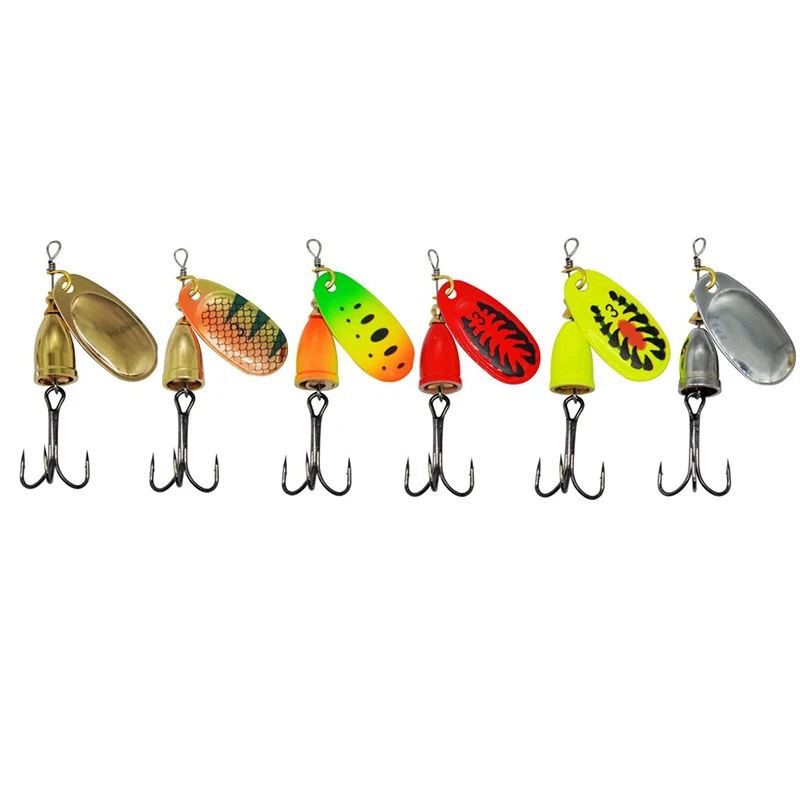 Señuelo de pesca Spinner con campana de cobre dorada