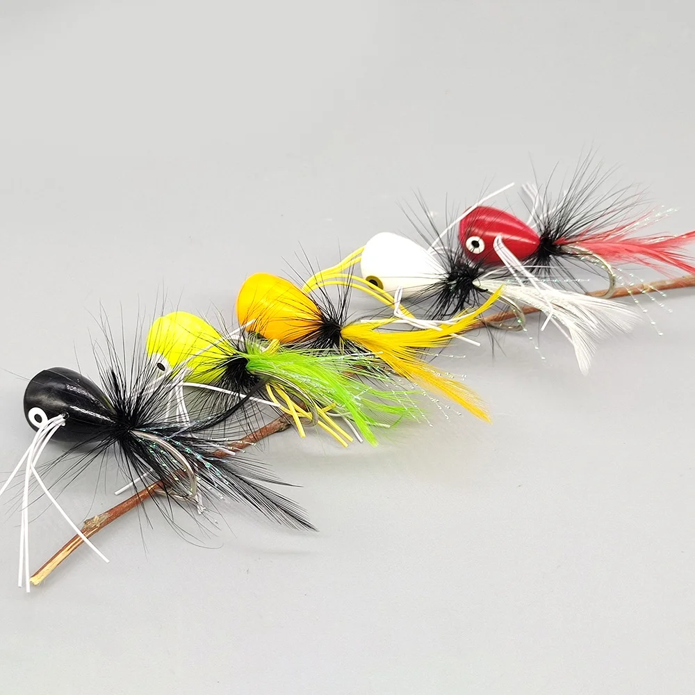 Señuelos popper multicolor para pesca de superficie