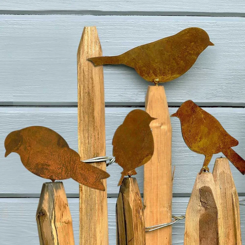 Set Adorno Pájaro Oxidado – Escultura Silueta Exterior para Jardín