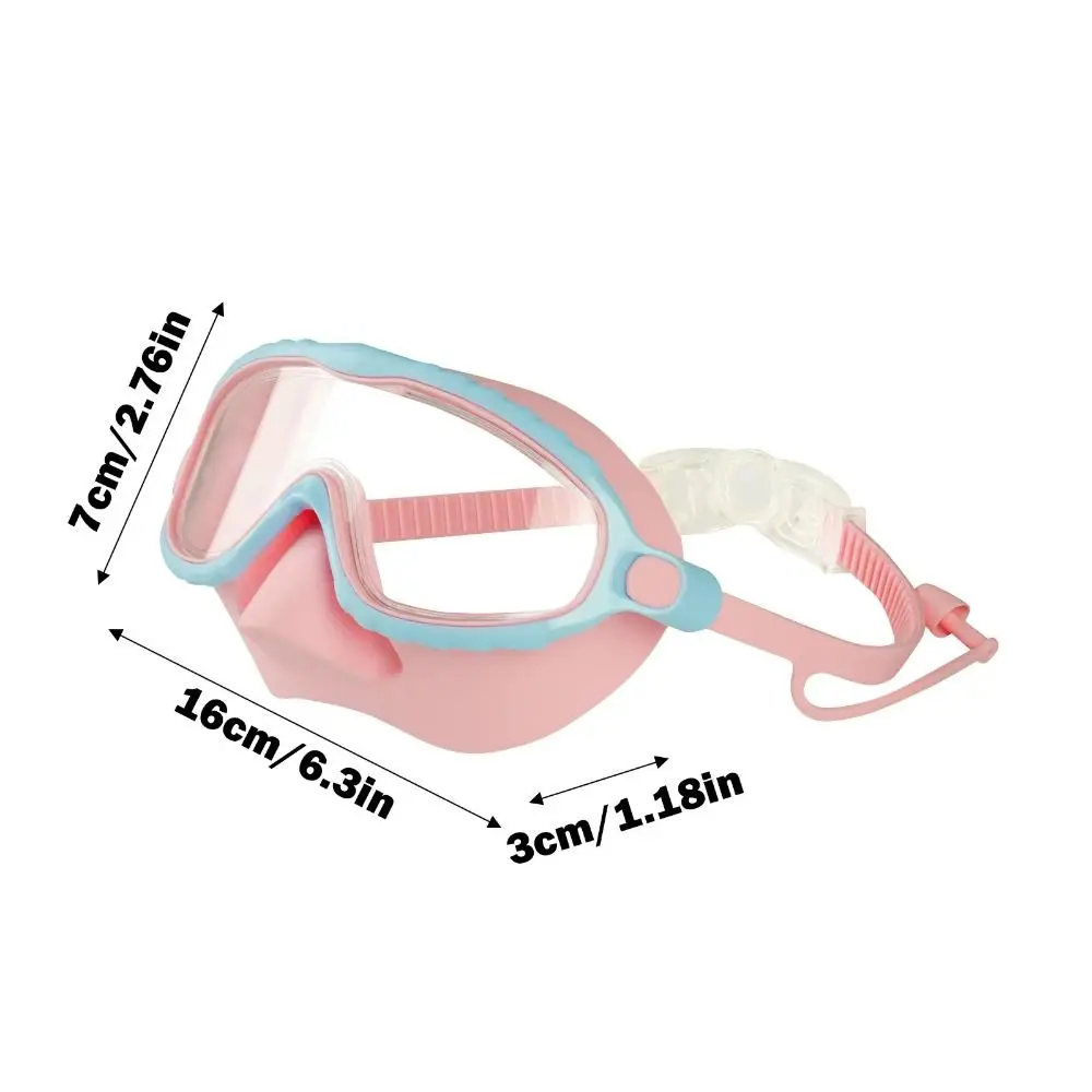 Gafas de natación con montura grande vistas frontalmente
