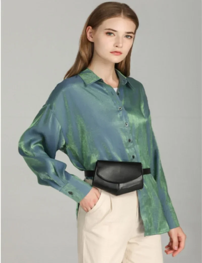 Bolso de cintura pequeño 2026 para mujer vista frontal
